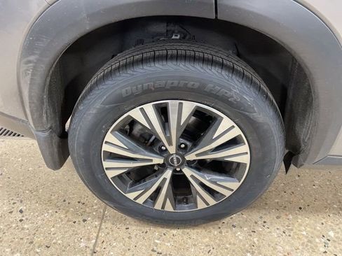 Certified 2023 Nissan Rogue SV w/ SV Premium B Package image 37