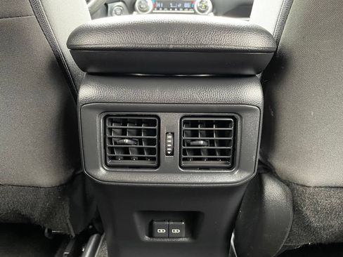 Used 2024 Toyota RAV4 XLE FWD image 28
