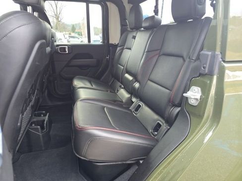 Certified 2022 Jeep Gladiator Rubicon w/ Cold Weather Group image 27
