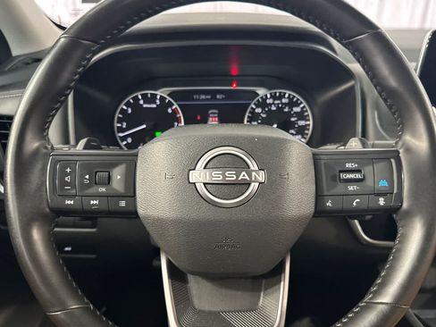Used 2025 Nissan Rogue SV FWD image 25