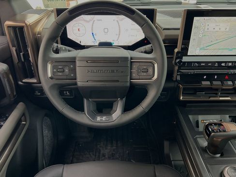 New 2025 GMC Hummer EV 3X AWD/4WD image 15