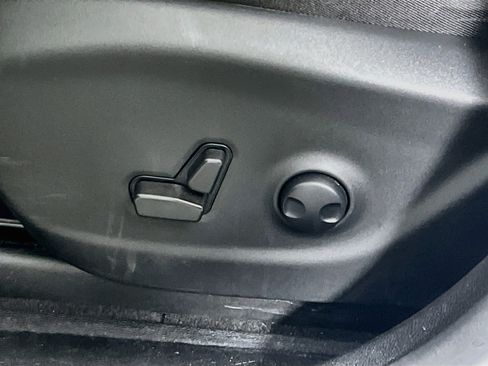 Used 2022 Jeep Cherokee Latitude Lux FWD image 15