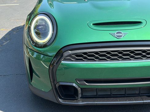 Used 2022 MINI Cooper S w/ Signature Upholstery Package FWD image 11
