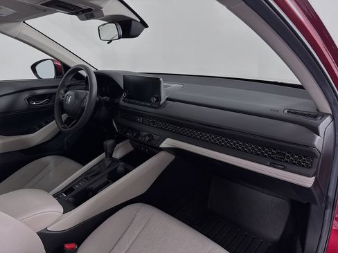 Used 2024 Honda Accord LX image 26