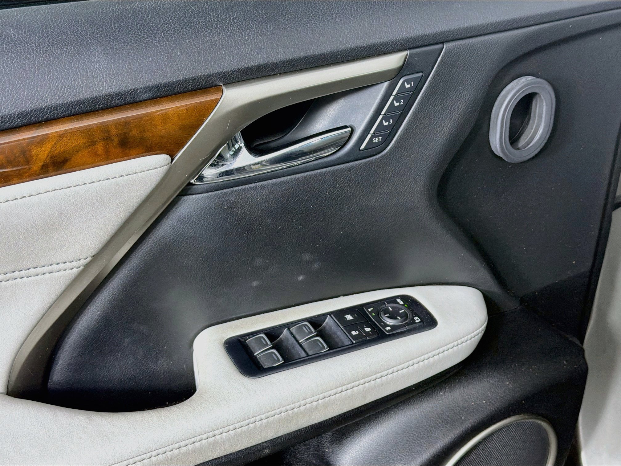 Used 2017 Lexus RX 350 FWD w/ Premium Package image 15