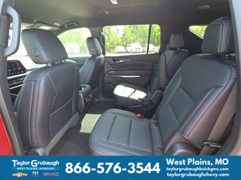 Used 2026 Chevrolet Traverse LT AWD/4WD image 28