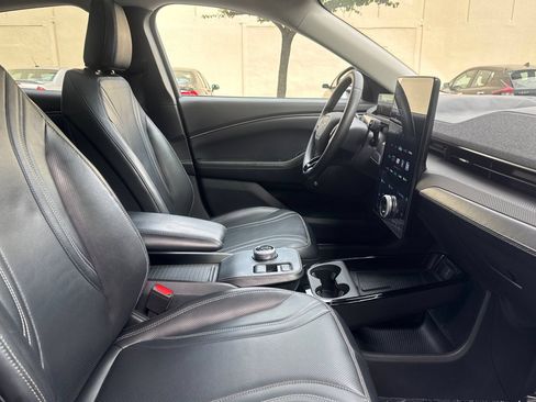 Used 2022 Ford Mustang Mach-E Premium RWD image 16