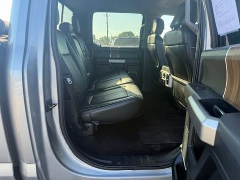Used 2020 Ford F150 Lariat w/ Equipment Group 502A Luxury AWD/4WD image 13