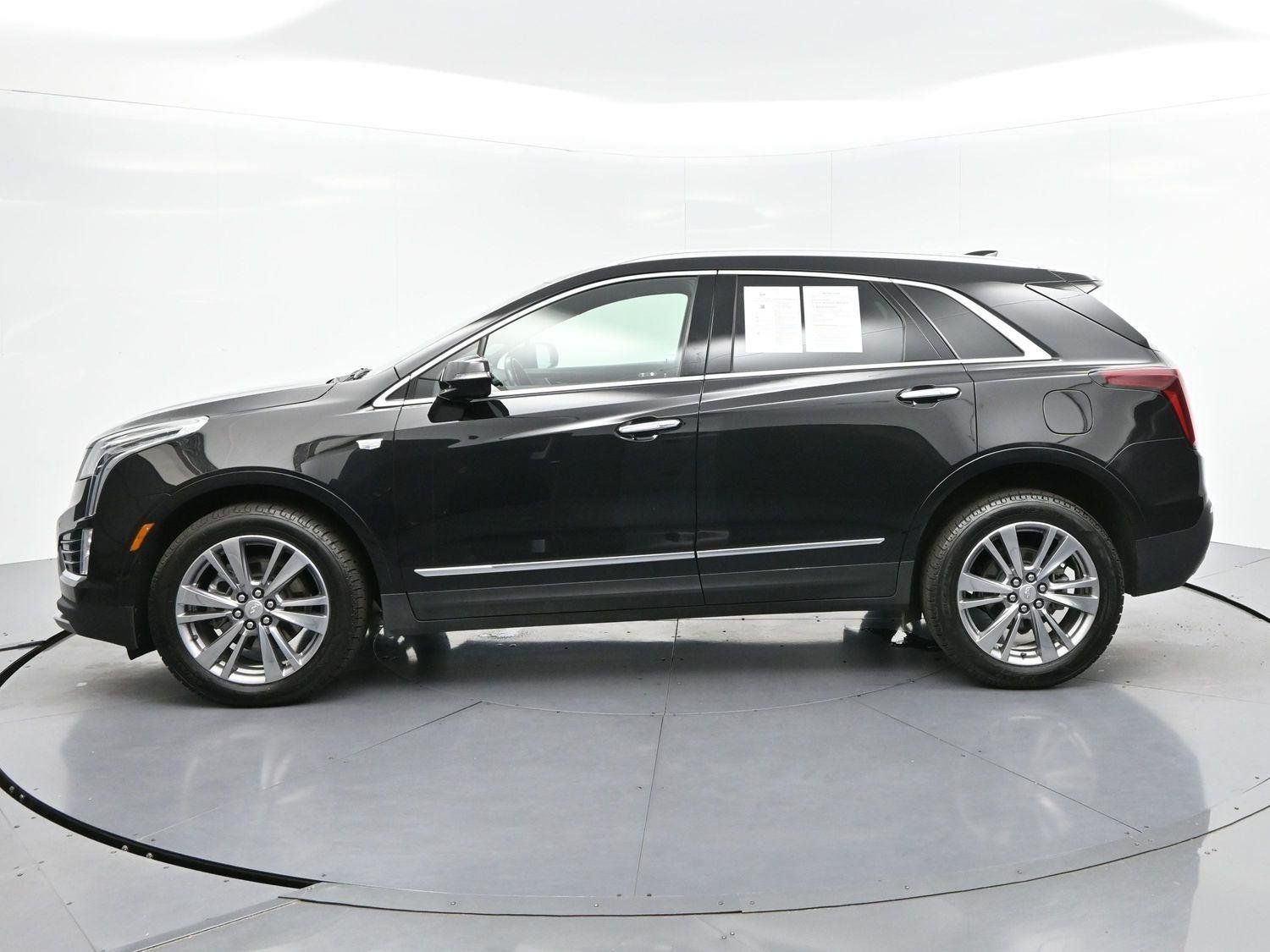 Certified 2025 Cadillac XT5 Premium Luxury AWD/4WD image 4