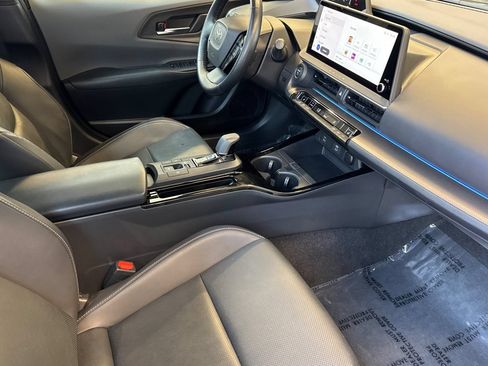 Certified 2024 Toyota Prius XLE FWD image 21