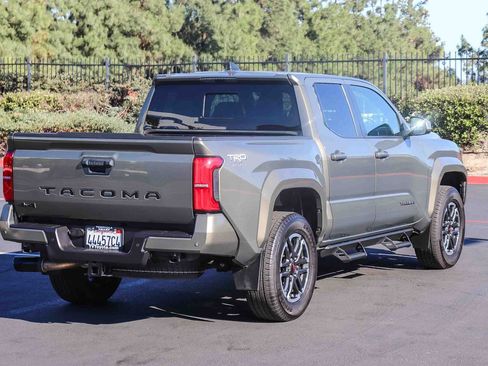 Certified 2024 Toyota Tacoma TRD Sport w/ TRD Sport Upgrade Package AWD/4WD image 7