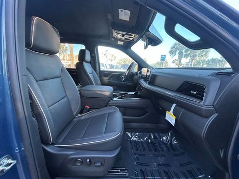 New 2026 Chevrolet Suburban Premier w/ Sun And Tow Package RWD image 22