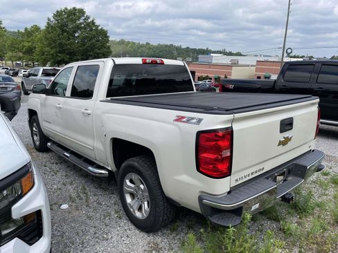 Used 2015 Chevrolet Silverado 1500 LT w/ LT Convenience Package AWD/4WD image 8