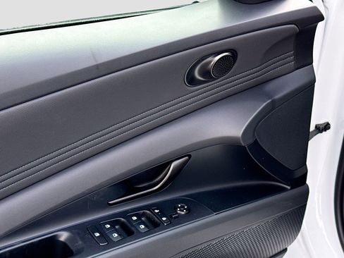 New 2026 Hyundai Elantra Sport FWD image 7