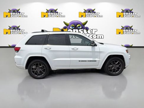 Used 2021 Jeep Grand Cherokee Limited AWD/4WD image 4