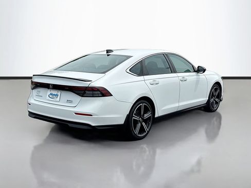 Used 2023 Honda Accord Sport image 8