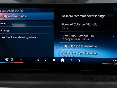 Used 2025 BMW X5 xDrive40i w/ Climate Comfort Package AWD/4WD image 31