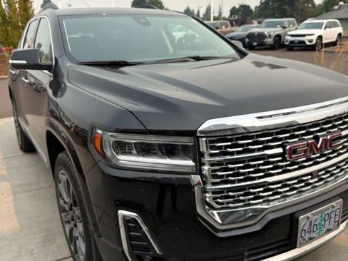 Used 2023 GMC Acadia Denali w/ Black Diamond Edition AWD/4WD image 2
