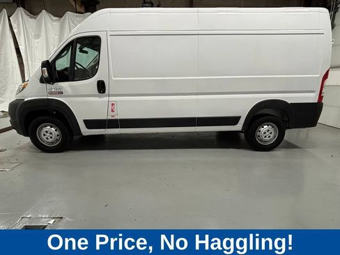 Used 2021 RAM ProMaster 2500 FWD image 4