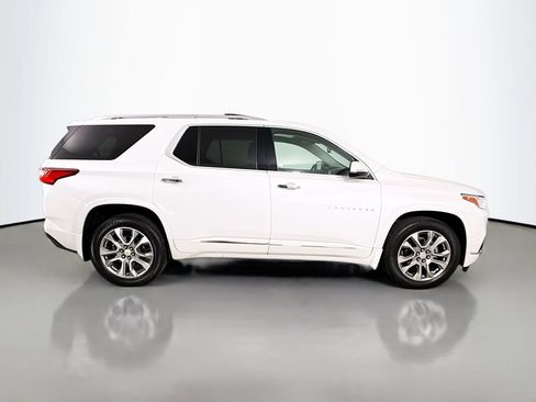 Used 2021 Chevrolet Traverse Premier AWD/4WD image 9