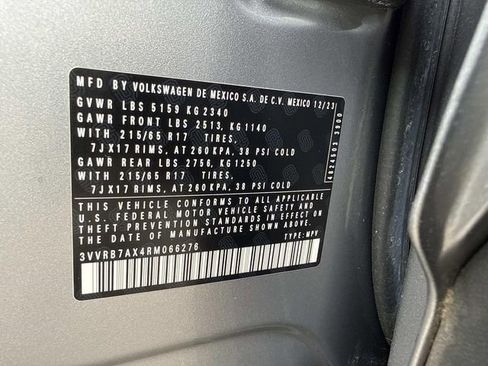 Used 2024 Volkswagen Tiguan S image 30