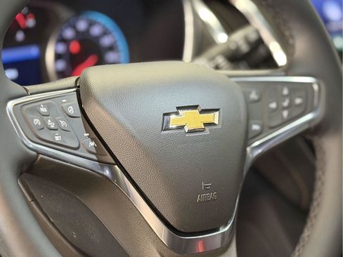 Used 2024 Chevrolet Equinox Premier AWD/4WD image 23