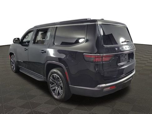 Used 2022 Jeep Wagoneer Series III image 5