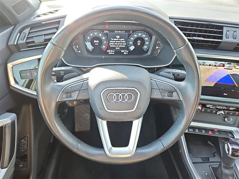 Used 2024 Audi Q3 2.0T Premium image 18