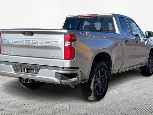 Used 2026 Chevrolet Silverado 1500 Custom image 5
