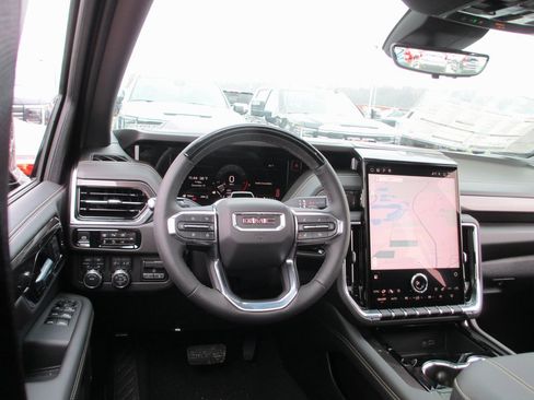 New 2026 GMC Yukon XL Elevation w/ Elevation Premium Package image 17