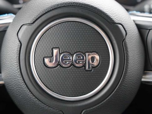 Used 2021 Jeep Wrangler Unlimited Rubicon 4xe w/ Cold Weather Group AWD/4WD image 14