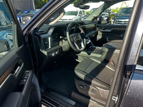 Used 2026 GMC Sierra 2500 Denali w/ Technology Package AWD/4WD image 11