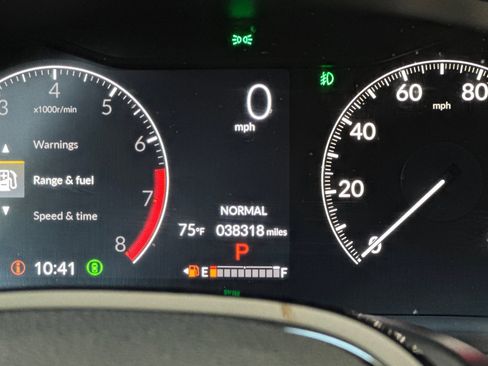 Certified 2023 Honda Pilot Touring image 19