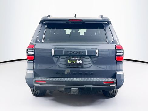 Used 2025 Toyota 4Runner TRD Off-Road image 7