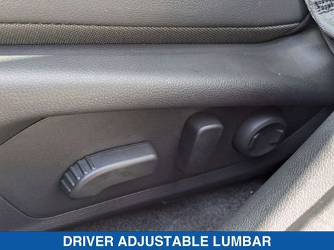 Certified 2025 Subaru Crosstrek 2.5i Limited image 9