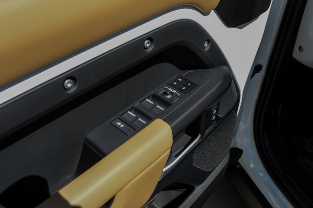 New 2026 Land Rover Defender 110 S AWD/4WD image 54