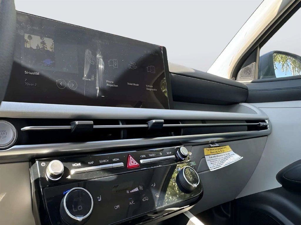 Used 2025 Hyundai Tucson SEL FWD image 15