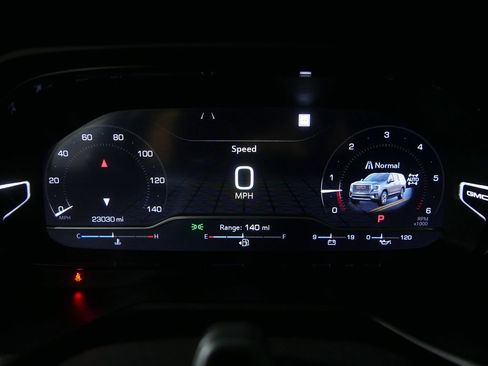 Used 2023 GMC Yukon XL Denali image 36