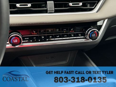 Used 2025 Chevrolet Equinox LT w/ Convenience Package II image 44