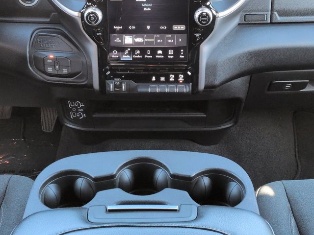 Used 2026 RAM 2500 Big Horn AWD/4WD image 18