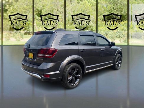 Used 2018 Dodge Journey Crossroad image 5