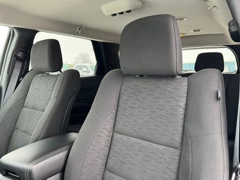 Used 2022 Dodge Durango SXT image 11