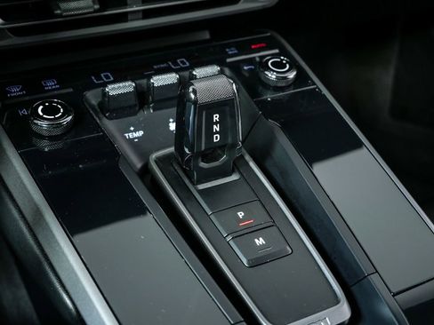 Certified 2022 Porsche 911 Carrera 4S image 15