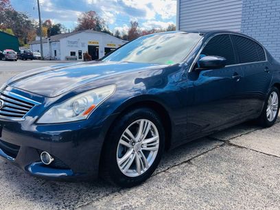 Used 2011 INFINITI G37 Journey w/ Premium Pkg