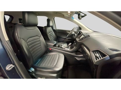 Used 2018 Ford Edge SEL w/ Equipment Group 201A image 18