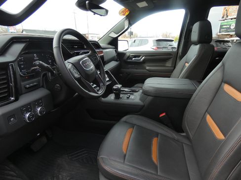 Certified 2024 GMC Sierra 1500 AT4 w/ Technology Package image 12