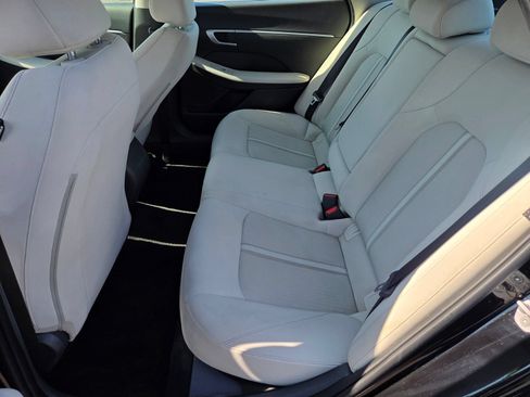 Used 2025 Hyundai Sonata SEL FWD image 11