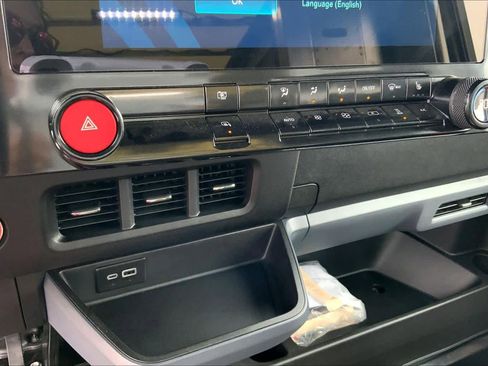 Used 2025 Chevrolet Brightdrop 400 image 30