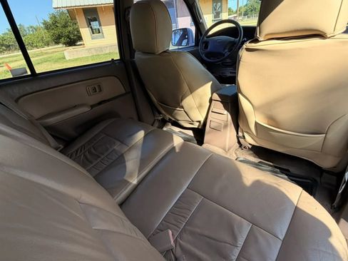 Used 1999 Toyota 4Runner Limited RWD image 30