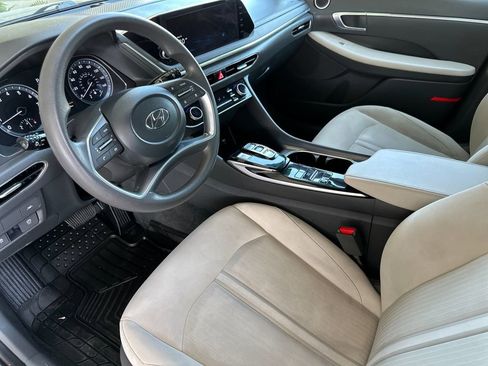Used 2023 Hyundai Sonata SEL FWD image 9